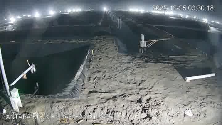 Antara Blok E1 dan E2 Sisi Barat